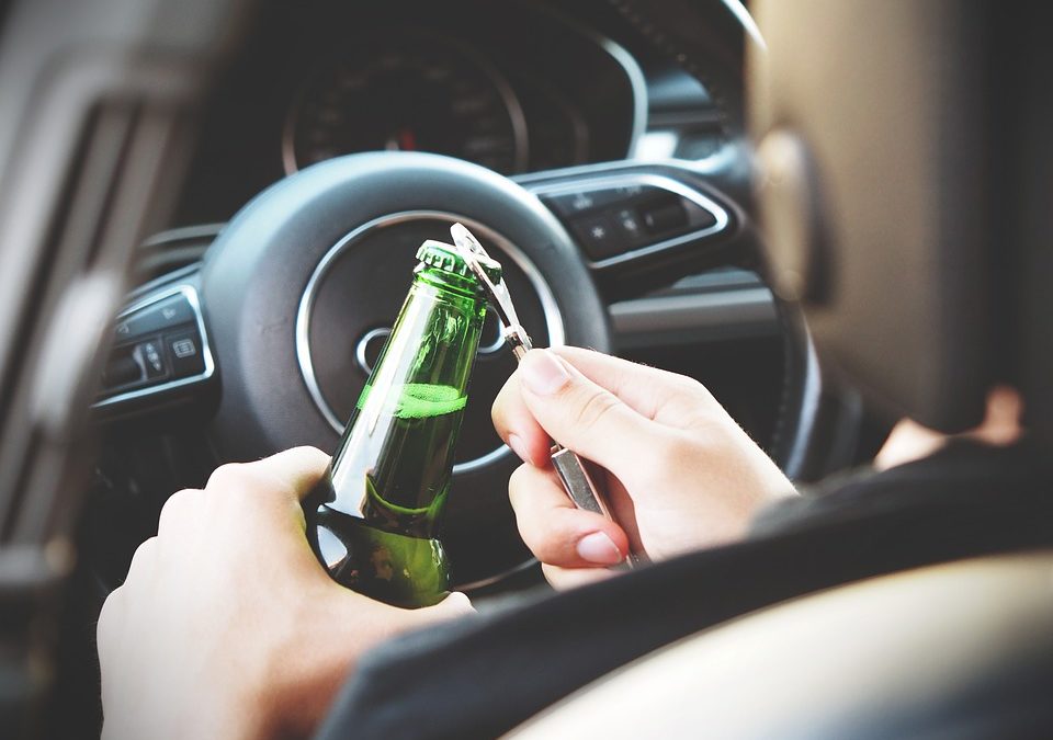 What is the Difference Between a DUI and a DWI?